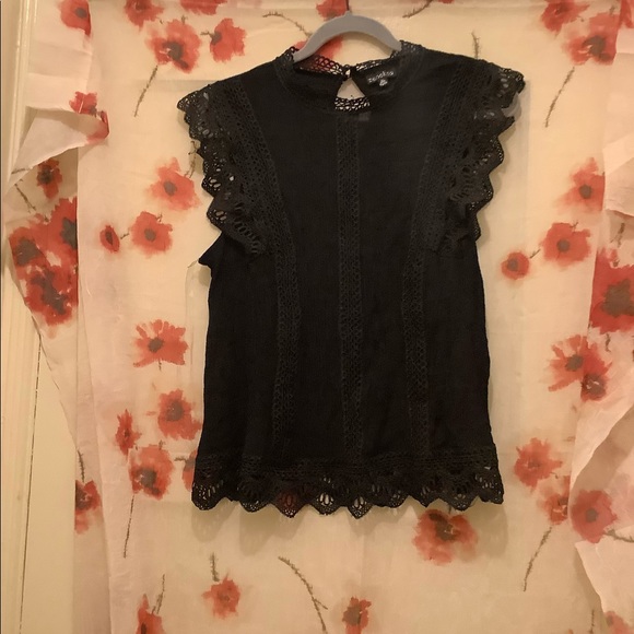 Top - Picture 2 of 5